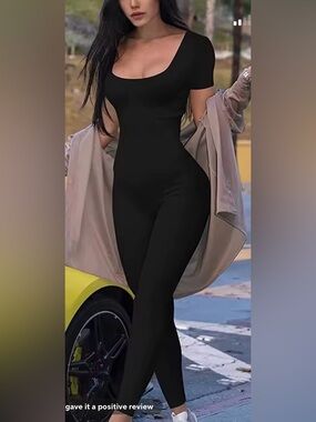 Black Short-Sleeve Slim Jumpsuit OQQ
